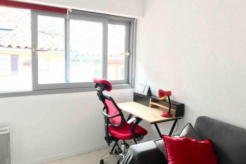 Апартаменты Loft Sous Les Toits Lumineux - Capitole-Daurade-Esquirol - Wifi Тулуза Экстерьер фото