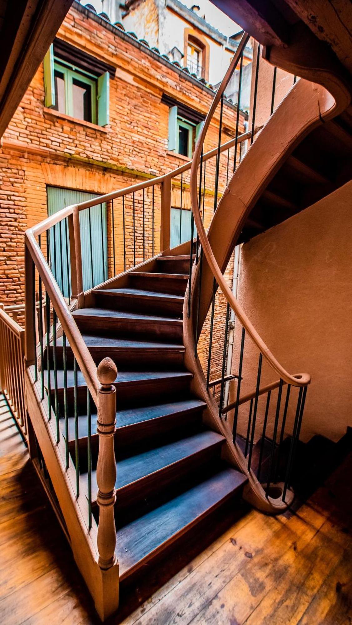 Апартаменты Loft Sous Les Toits Lumineux - Capitole-Daurade-Esquirol - Wifi Тулуза Экстерьер фото